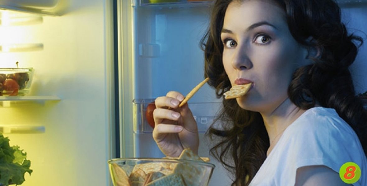 8 Tips to Stop Late Night Snacks, Blog